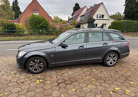 Mercedes-Benz C 280 T AVANTGARDE*Navi*Leder*Panoramadach*uvm.