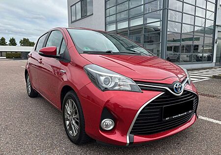 Toyota Yaris Hybrid Edition ALU NAVI KAMERA LEDER