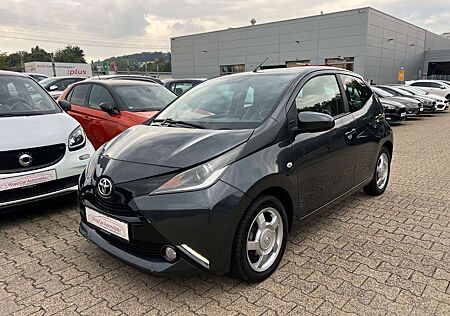 Toyota Others Aygo AYGO x-play touch KAMERA*KLIMA*TEMP*MFL*