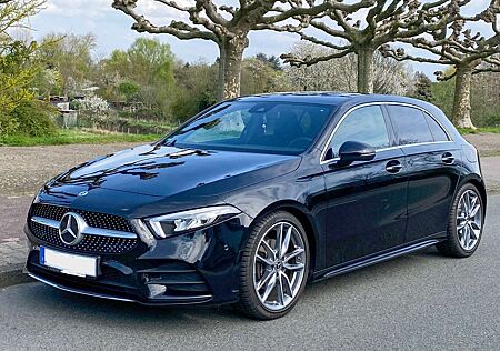 Mercedes-Benz A 200 7G-DCT AMG Line Premium-Navi Standheizung