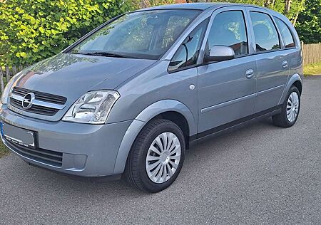 Opel Meriva mit neuem TÜV