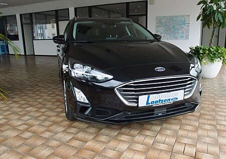 Ford Focus Turnier 1.0 EcoBoost Start-Stopp-System TITANIUM