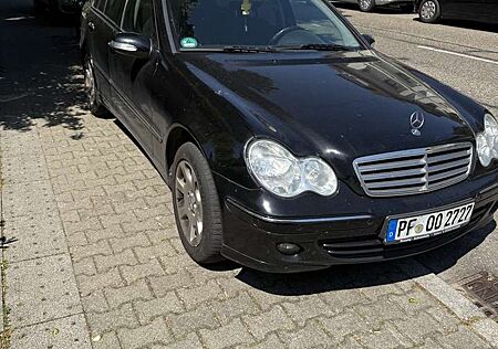 Mercedes-Benz C 200 T CDI (LA)(203.207)