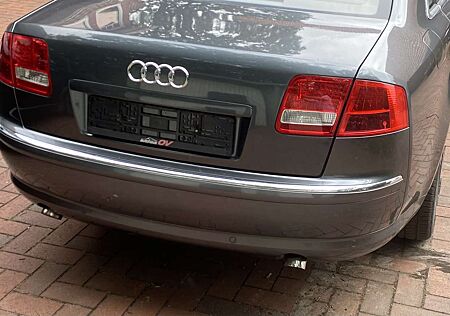 Audi A8 4.2 TDI DPF quattro Langversion