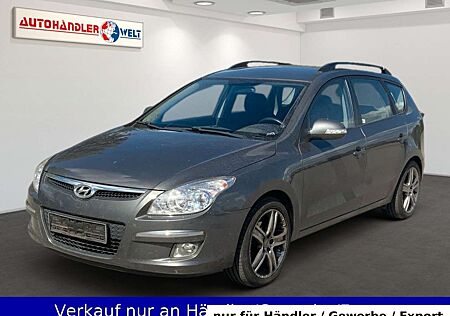 Hyundai i30 Kombi 1.6 Klimaautomatik