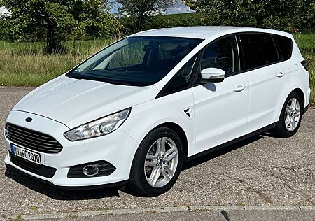 Ford S-Max 2.0 TDCiTrend
