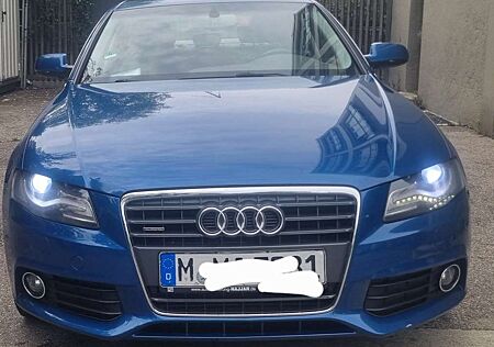 Audi A4 2.0 TFSI multitronic Attraction
