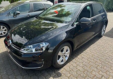VW Golf Volkswagen VII Lim. Highline BMT PDC