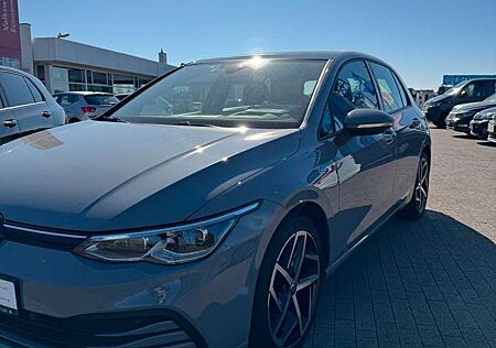 VW Golf Volkswagen 1.5 TSI Life/18 Zoll/Matrix/Standheizung/