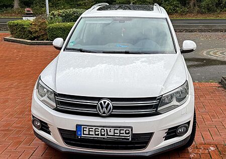 VW Tiguan Volkswagen 2.0 TDI DPF BlueMotion Technology Trend