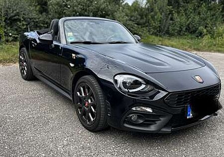 Abarth 124 Spider Vollausstattung 200 PS