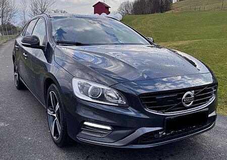 Volvo V60 D6 Twin Engine Geartronic RDesign