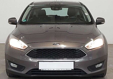 Ford Focus Business *Navi-Klima-Parkassyst-Winterpaket*