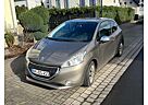 Peugeot 208 Blue-HDi 100 Stop