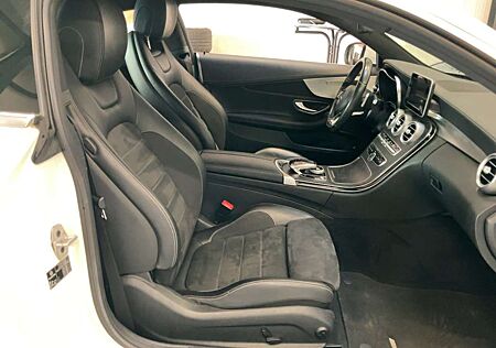 Mercedes-Benz C 180 Coupe (BlueEFFICIENCY) 7G-TRONIC