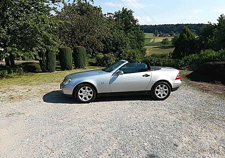 Mercedes-Benz SLK 200