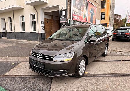 VW Sharan Volkswagen 1,4 TSI Comfortline BMT*2.Hand*Navi*7-Sitz