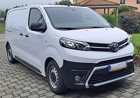 Toyota Pro Ace Proace Proace 1,5-l-D-4D L1 Meister, AHK abnehmbar