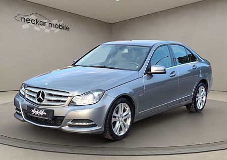 Mercedes-Benz C 180 C180CGI Avantgarde Autom Xenon Navi PDC Sitzhzg