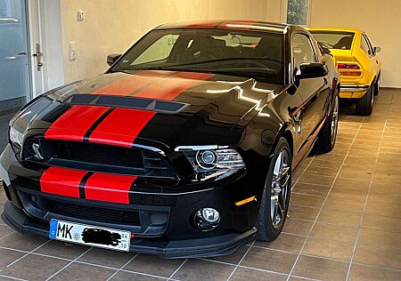 Ford Mustang Shelby GT 500
