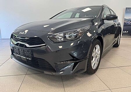 Kia XCeed Ceed SW / cee'd SW Ceed Sportswagon 1.5 T-GDI Vision TOPZUSTAND
