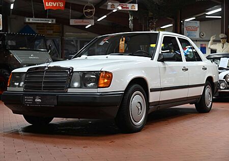 Mercedes-Benz 200 D W124 *OLDTIMER*TOLLER ZUSTAND*GARANTIE*