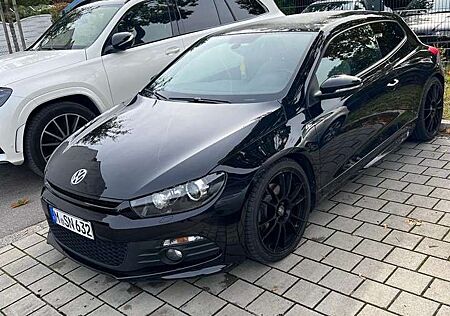 VW Scirocco Volkswagen R Line