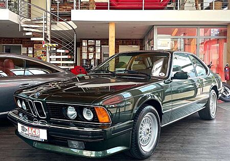 BMW 635 CSI M-Sportlenkrad Heckrollo BRD