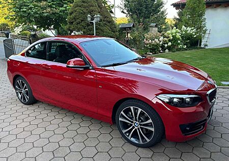 BMW 230i 230 Coupe Aut. Sport Line
