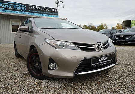 Toyota Auris 1.6 Life+ |8-fach bereift| |Kamera| |AHK|