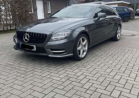 Mercedes-Benz CLS 350 Shooting Brake CDI 4Matic 7G-TRONIC Edition 1