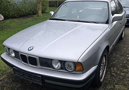 BMW 520i 520
