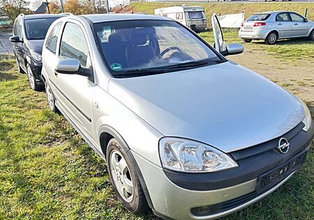 Opel Corsa 1.2 16V Sport