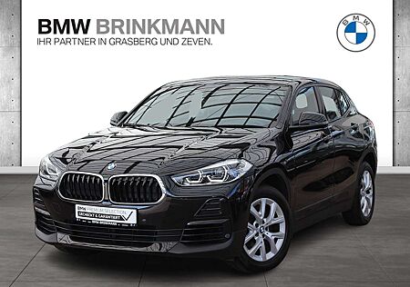 BMW X2 sDrive20i aut. / ADVANTAGE PLUS + AHK + NAVI + HIF