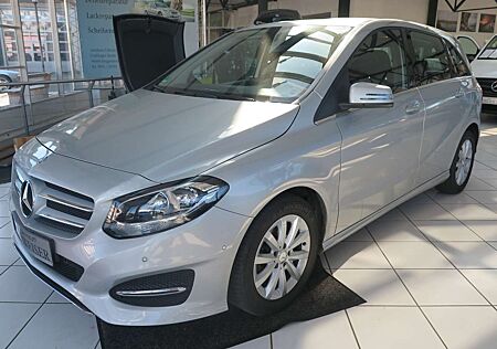 Mercedes-Benz B 180 7G-DCT Style Navi SHZ Klima Parkassistent