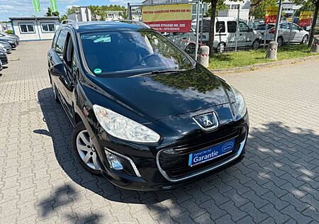 Peugeot 308 SW 1.6 e-HDI ACTIVE*PANORAMA*AHK*PDC*KLIMAAT