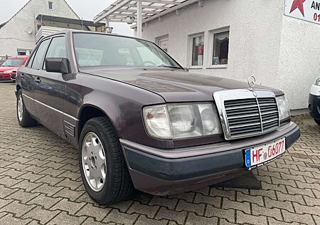 Mercedes-Benz 300 D*Automatik*Servo*Guter Zustand*6 Zylinder