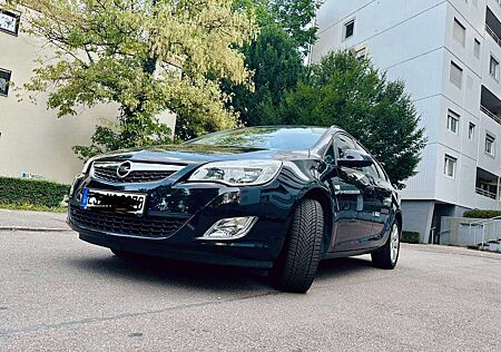 Opel Astra Sports Tourer 1.4 Turbo Sports Tourer Sport
