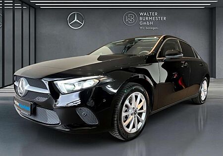 Mercedes-Benz A 250 e +PANO+MBUX+KAMERA+SHZ+AUT+PDC+LED