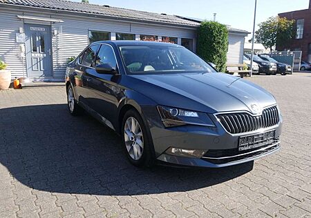 Skoda Superb 2.0 TDI Lim. Style Bolero Bi-Xenon Kamera