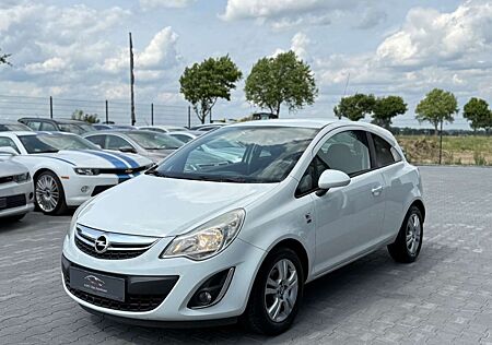 Opel Corsa D 150 Jahre 1.4 Aut. Sitzh. Teilleder