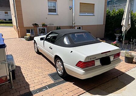 Mercedes-Benz SL 320