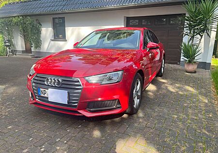 Audi A4 40 TFSI S tronic sport