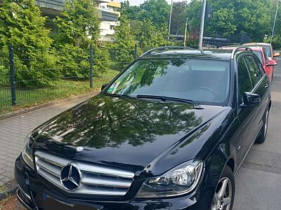 Mercedes-Benz C 180 mit neuem Motor ca 100000 km. TÜV Neu