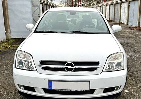 Opel Vectra 2.2 Elegance