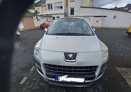 Peugeot 3008 HDi FAP 150 Premium