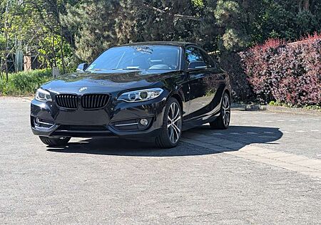 BMW 220 i Sport Line