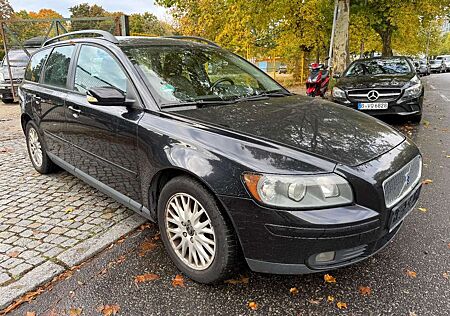 Volvo V50 Kombi 2.4i Summum