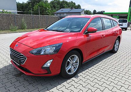 Ford Focus Cool wenig KM Anhängerkupplung
