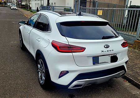 Kia XCeed 1.6 T-GDI OPF DCT7 PLATINUM EDITION